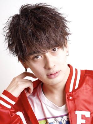 メンズヘア整形スパイラルパーマ波巻きツイストメンズパーマ髪型 メンズヘア整形スパイラルパーマ波巻きツイストメンズパーマ髪型