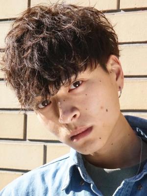 メンズヘア整形スパイラルパーマ波巻きツイストメンズパーマ髪型 メンズヘア整形スパイラルパーマ波巻きツイストメンズパーマ髪型