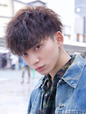 メンズヘア整形スパイラルパーマ波巻きツイストメンズパーマ髪型 メンズヘア整形スパイラルパーマ波巻きツイストメンズパーマ髪型