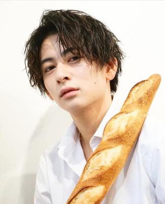 メンズヘア整形スパイラルパーマ波巻きツイストメンズパーマ髪型 メンズヘア整形スパイラルパーマ波巻きツイストメンズパーマ髪型