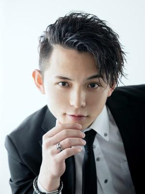メンズヘア整形スパイラルパーマ波巻きツイストメンズパーマ髪型 メンズヘア整形スパイラルパーマ波巻きツイストメンズパーマ髪型