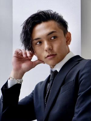 メンズヘア整形スパイラルパーマ波巻きツイストメンズパーマ髪型 メンズヘア整形スパイラルパーマ波巻きツイストメンズパーマ髪型