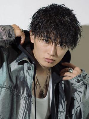 メンズヘア整形スパイラルパーマ波巻きツイストメンズパーマ髪型 メンズヘア整形スパイラルパーマ波巻きツイストメンズパーマ髪型