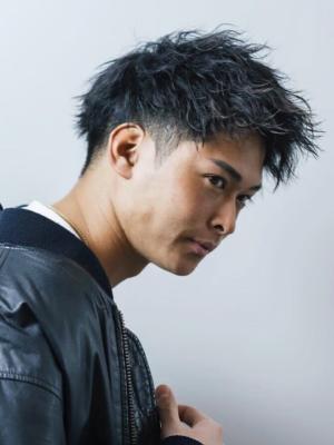 メンズヘア整形スパイラルパーマ波巻きツイストメンズパーマ髪型 メンズヘア整形スパイラルパーマ波巻きツイストメンズパーマ髪型