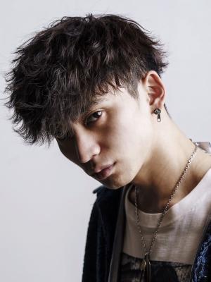 メンズヘア整形スパイラルパーマ波巻きツイストメンズパーマ髪型 メンズヘア整形スパイラルパーマ波巻きツイストメンズパーマ髪型