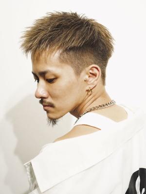 メンズヘア整形スパイラルパーマ波巻きツイストメンズパーマ髪型 メンズヘア整形スパイラルパーマ波巻きツイストメンズパーマ髪型