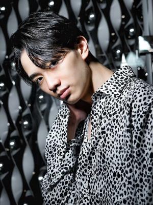 メンズヘア整形スパイラルパーマ波巻きツイストメンズパーマ髪型 メンズヘア整形スパイラルパーマ波巻きツイストメンズパーマ髪型