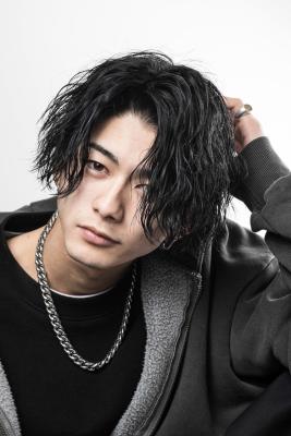 メンズヘア整形スパイラルパーマ波巻きツイストメンズパーマ髪型 メンズヘア整形スパイラルパーマ波巻きツイストメンズパーマ髪型