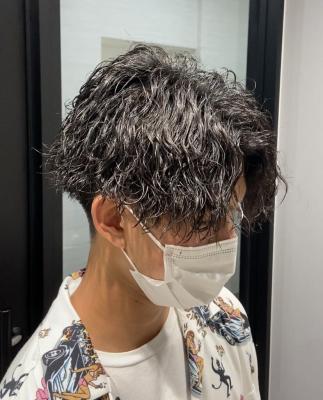 メンズヘア整形スパイラルパーマ波巻きツイストメンズパーマ髪型 メンズヘア整形スパイラルパーマ波巻きツイストメンズパーマ髪型