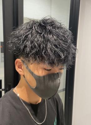 メンズヘア整形スパイラルパーマ波巻きツイストメンズパーマ髪型 メンズヘア整形スパイラルパーマ波巻きツイストメンズパーマ髪型