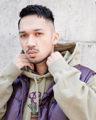 メンズヘア整形スパイラルパーマ波巻きツイストメンズパーマ髪型 メンズヘア整形スパイラルパーマ波巻きツイストメンズパーマ髪型