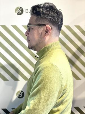 大人のサイドパートスタイル【BARBER-BAR】