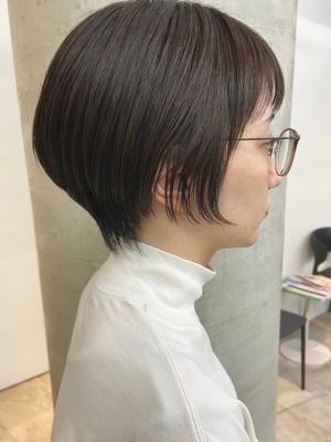襟足スッキリショートボブ