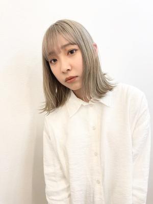 ハイトーンアッシュベージュ