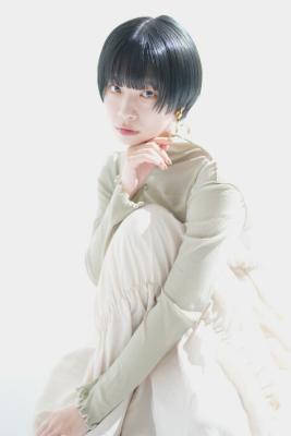 うる艶ブラック