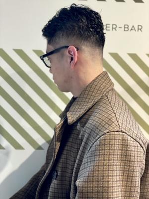 大人のサイドパートスタイル【BARBER-BAR】