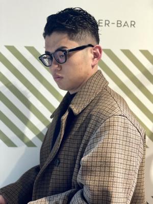 大人のサイドパートスタイル【BARBER-BAR】