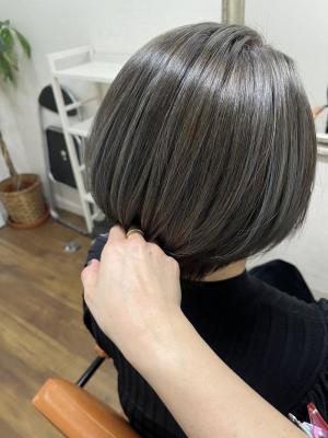 白髪ぼかしハイライトイルミナカラー池袋