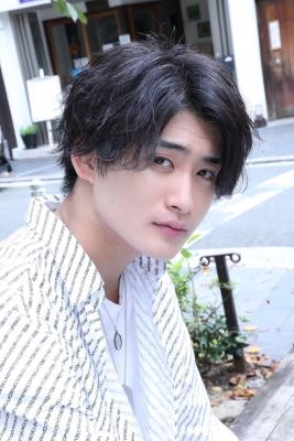 メンズヘア整形スパイラルパーマ波巻きツイストメンズパーマ髪型 メンズヘア整形スパイラルパーマ波巻きツイストメンズパーマ髪型