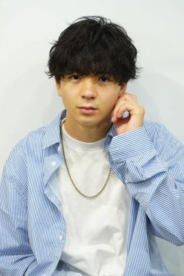 メンズヘア整形スパイラルパーマ波巻きツイストメンズパーマ髪型 メンズヘア整形スパイラルパーマ波巻きツイストメンズパーマ髪型