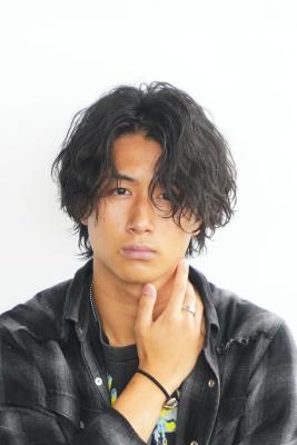 メンズヘア整形スパイラルパーマ波巻きツイストメンズパーマ髪型 メンズヘア整形スパイラルパーマ波巻きツイストメンズパーマ髪型