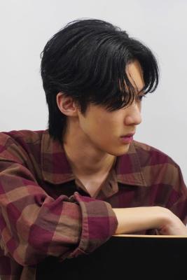 メンズヘア整形スパイラルパーマ波巻きツイストメンズパーマ髪型 メンズヘア整形スパイラルパーマ波巻きツイストメンズパーマ髪型