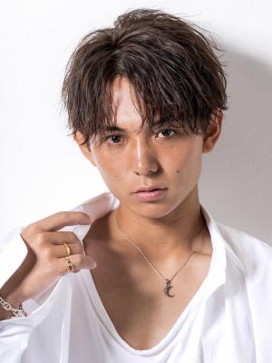 メンズヘア整形スパイラルパーマ波巻きツイストメンズパーマ髪型 メンズヘア整形スパイラルパーマ波巻きツイストメンズパーマ髪型