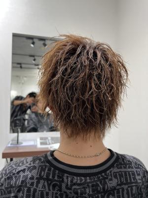 メンズヘア整形スパイラルパーマ波巻きツイストメンズパーマ髪型