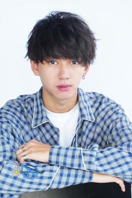 メンズヘア整形スパイラルパーマ波巻きツイストメンズパーマ髪型 メンズヘア整形スパイラルパーマ波巻きツイストメンズパーマ髪型
