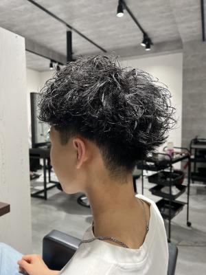 メンズヘア整形スパイラルパーマ波巻きツイストメンズパーマ髪型 メンズヘア整形スパイラルパーマ波巻きツイストメンズパーマ髪型