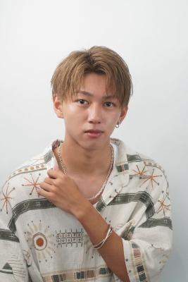 メンズヘア整形スパイラルパーマ波巻きツイストメンズパーマ髪型 メンズヘア整形スパイラルパーマ波巻きツイストメンズパーマ髪型