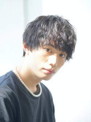メンズヘア整形スパイラルパーマ波巻きツイストメンズパーマ髪型