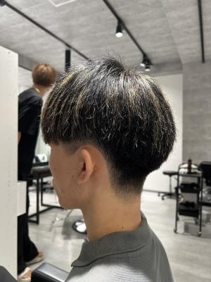 メンズヘア整形スパイラルパーマ波巻きツイストメンズパーマ髪型
