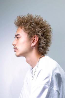 メンズヘア整形スパイラルパーマ波巻きツイストメンズパーマ髪型 メンズヘア整形スパイラルパーマ波巻きツイストメンズパーマ髪型