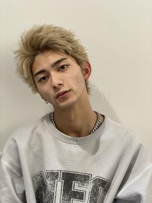 メンズヘア整形スパイラルパーマ波巻きツイストメンズパーマ髪型 メンズヘア整形スパイラルパーマ波巻きツイストメンズパーマ髪型