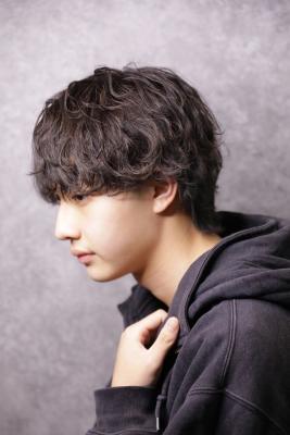 メンズヘア整形スパイラルパーマ波巻きツイストメンズパーマ髪型 メンズヘア整形スパイラルパーマ波巻きツイストメンズパーマ髪型