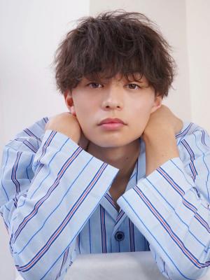 メンズヘア整形スパイラルパーマ波巻きツイストメンズパーマ髪型 メンズヘア整形スパイラルパーマ波巻きツイストメンズパーマ髪型
