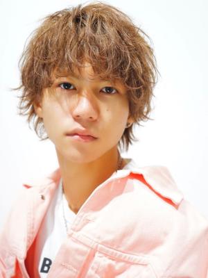 メンズヘア整形スパイラルパーマ波巻きツイストメンズパーマ髪型 メンズヘア整形スパイラルパーマ波巻きツイストメンズパーマ髪型