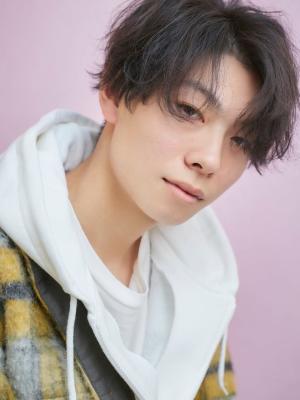 メンズヘア整形スパイラルパーマ波巻きツイストメンズパーマ髪型 メンズヘア整形スパイラルパーマ波巻きツイストメンズパーマ髪型