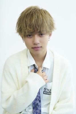 メンズヘア整形スパイラルパーマ波巻きツイストメンズパーマ髪型 メンズヘア整形スパイラルパーマ波巻きツイストメンズパーマ髪型