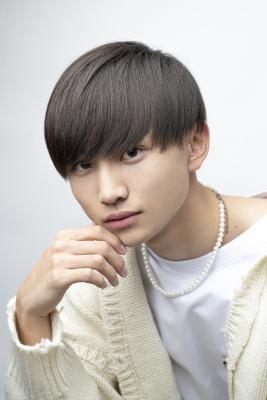 メンズヘア整形スパイラルパーマ波巻きツイストメンズパーマ髪型 メンズヘア整形スパイラルパーマ波巻きツイストメンズパーマ髪型