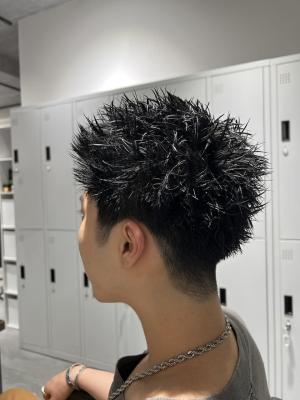 メンズヘア整形スパイラルパーマ波巻きツイストメンズパーマ髪型