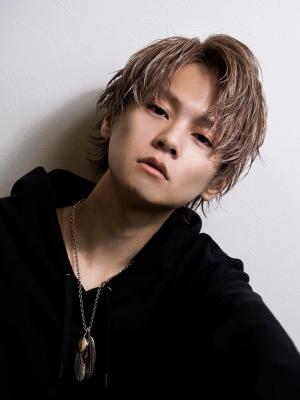 メンズヘア整形スパイラルパーマ波巻きツイストメンズパーマ髪型