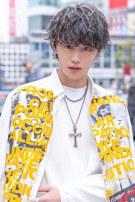 メンズヘア整形スパイラルパーマ波巻きツイストメンズパーマ髪型