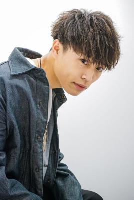 メンズヘア整形スパイラルパーマ波巻きツイストメンズパーマ髪型 メンズヘア整形スパイラルパーマ波巻きツイストメンズパーマ髪型