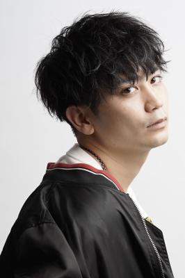 メンズヘア整形スパイラルパーマ波巻きツイストメンズパーマ髪型 メンズヘア整形スパイラルパーマ波巻きツイストメンズパーマ髪型
