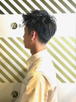 大人の刈り上げスタイル【BARBER-BAR】