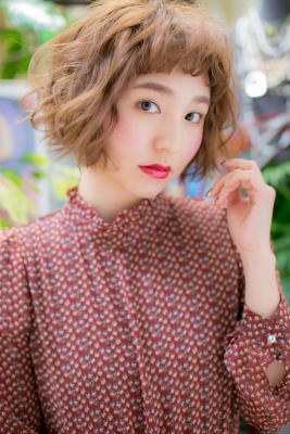 アシンメトリー★小顔前下がりフレンチボブ　波巻き