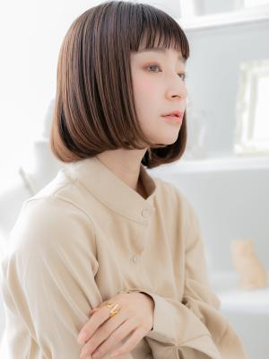 バレイヤージュ小顔前下がり切りっぱなしボブ小顔補正立体カット バレイヤージュ小顔前下がり切りっぱなしボブ小顔補正立体カット