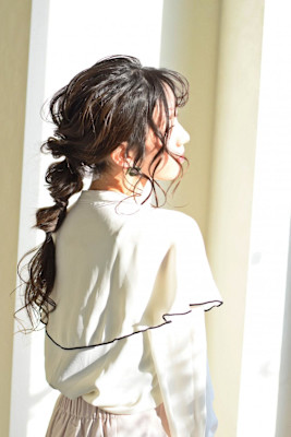 お呼ばれヘアアレンジ/編みおろし